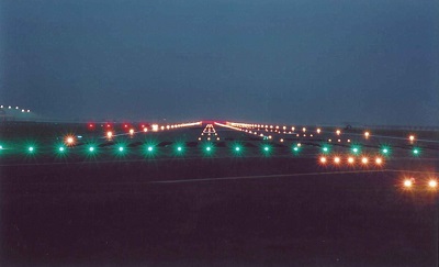 神戸空港航空灯火施設等維持管理業務